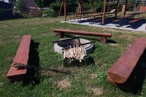 2026-08-15 Opékání špekáčku