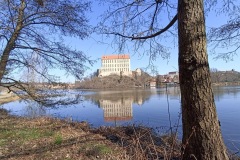 PLUMLOV_-271-ve-velke-velikosti